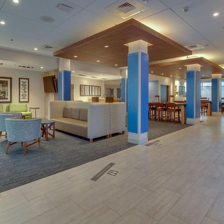 Holiday Inn Express & Suites - Union City By Ihg מראה חיצוני תמונה