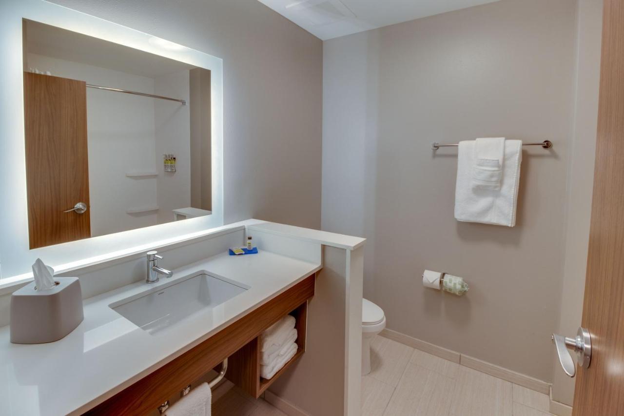 Holiday Inn Express & Suites - Union City By Ihg מראה חיצוני תמונה
