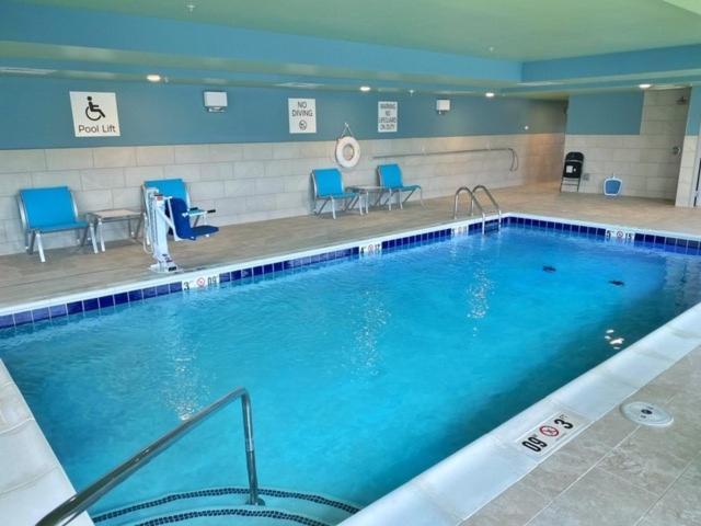 Holiday Inn Express & Suites - Union City By Ihg מראה חיצוני תמונה