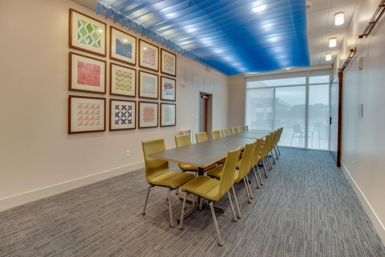 Holiday Inn Express & Suites - Union City By Ihg מראה חיצוני תמונה