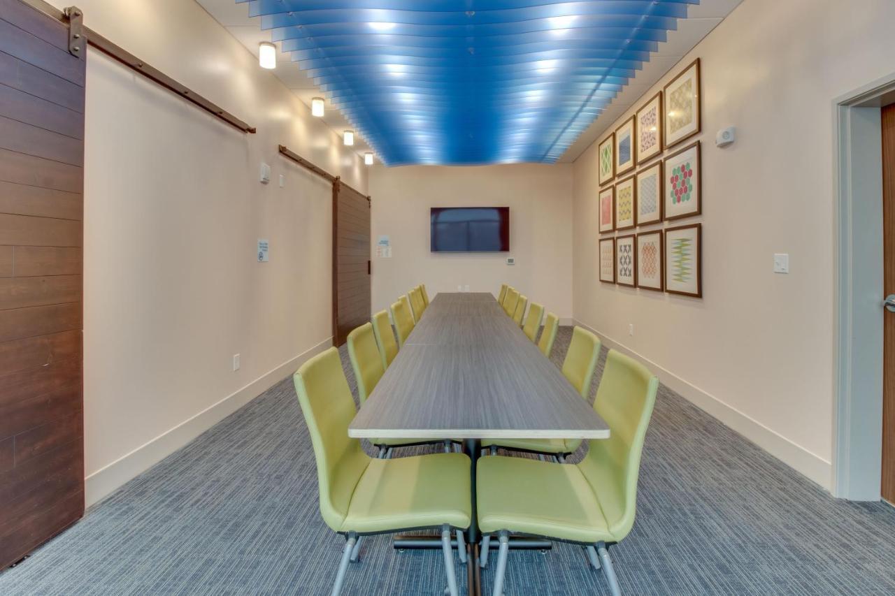 Holiday Inn Express & Suites - Union City By Ihg מראה חיצוני תמונה