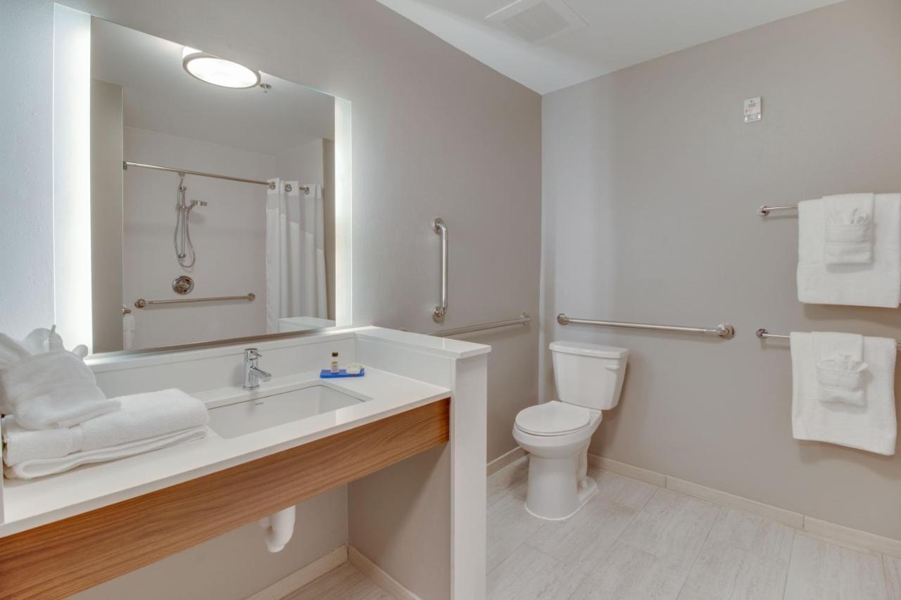 Holiday Inn Express & Suites - Union City By Ihg מראה חיצוני תמונה
