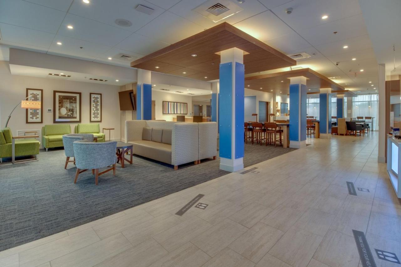 Holiday Inn Express & Suites - Union City By Ihg מראה חיצוני תמונה
